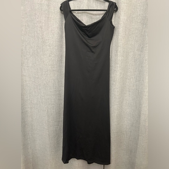 Popilush Formal Dress Off Shoulder Maxi Dress with Built in Shapewear NWOT - Picture 6 of 9